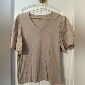 Good Hart Women's Beige Eyelet Sleeve V-Neck Tee